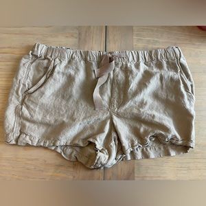 Tan Linen Mid-rise Shorts